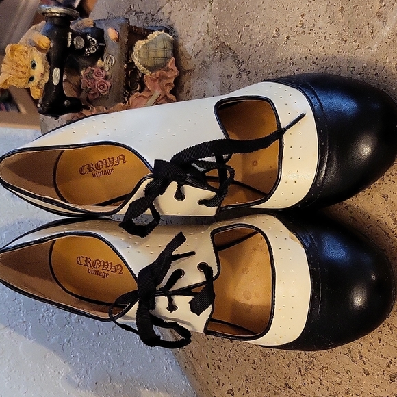 Crown Vintage Shoes Crown Vintage Wedges Poshmark